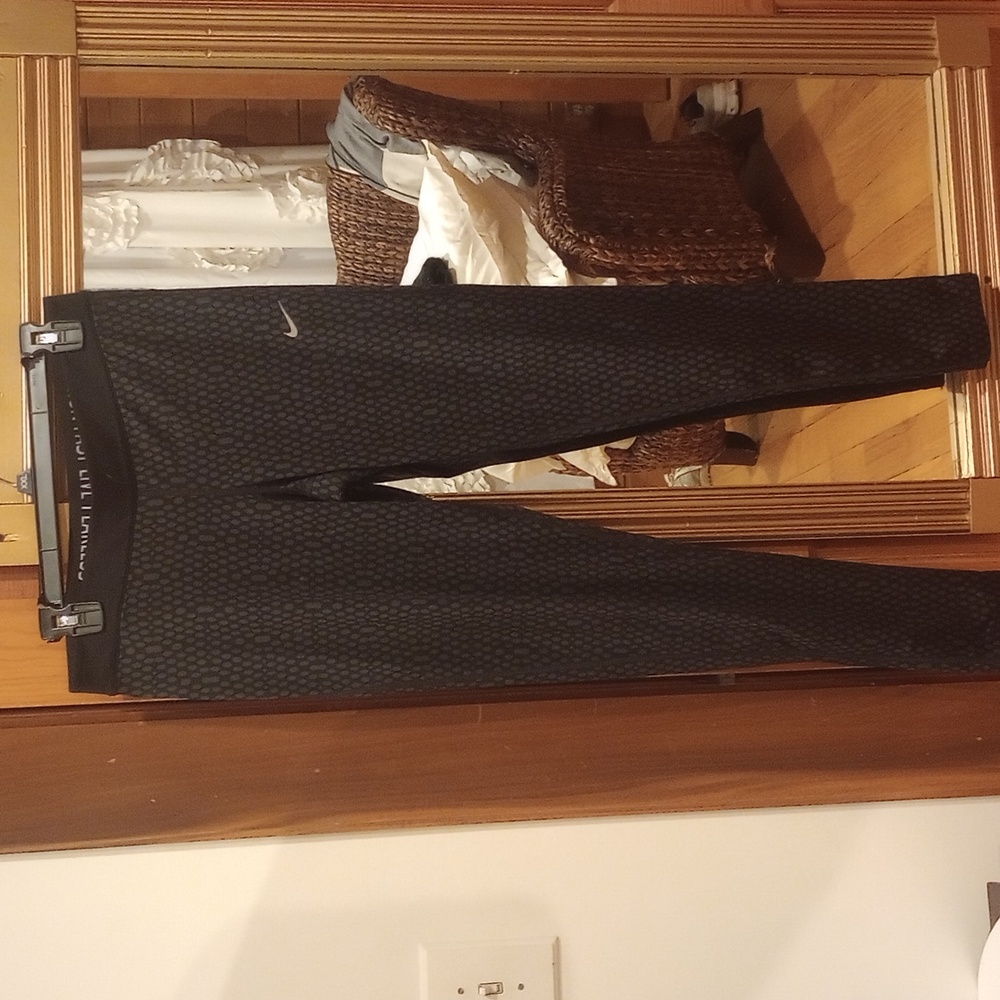 Nike dry fit leggings